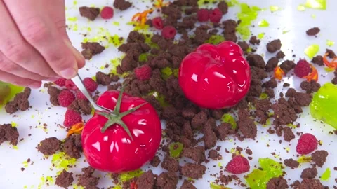 Pastry chef preparing a dessert. Stock Footage 141449910