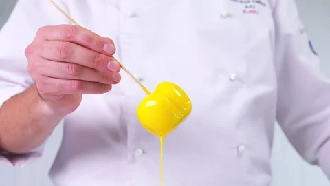 Pastry chef preparing a dessert Stock Footage 142451836