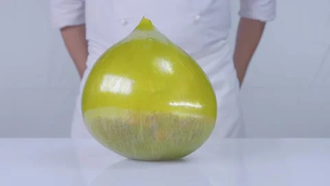 Pastry chef preparing a dessert. Stock Footage 142891721
