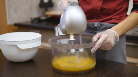 The pastry chef skillfully performs holiday order. Stock Footage 83364056