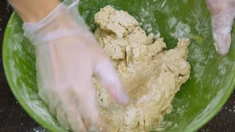 The pastry chef skillfully performs holiday order. Stock Footage 85068560