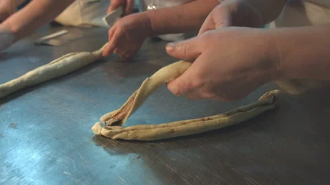 Pastry chefs prepare baking dish. Stockbeeldmateriaal 98531278