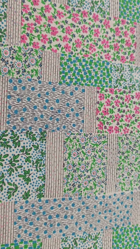 Patchwork print of small flowers Stock-Footage 337025263