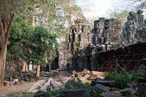 Path along external wall of the  Banteay Chhmar temple ruins Stock Photos