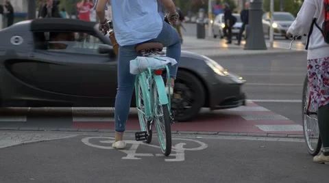 Path for bicyles at Warsaw. Stock-Footage 67866252