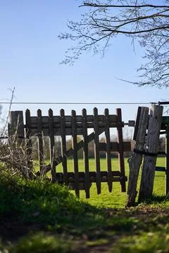 Path blocked by Field Gate Stock-Fotos