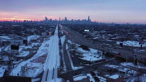 Path to Chicago Skyline 4k Stock Footage 148434391