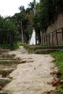 A path in the city Stock-Fotos