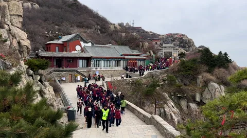 Path to summit with many tourists on Mount Tai or Taishan Video stock 293419271