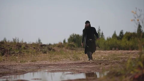 Pathfinder rises from the ground inspecting the place and goes on. Stock Footage 108958723