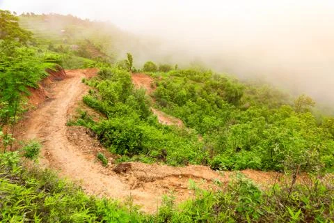 Pathway landscape in mountains Fotos Stock
