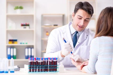 Patient during blood test sampling procedure taken for analysis Foto stock