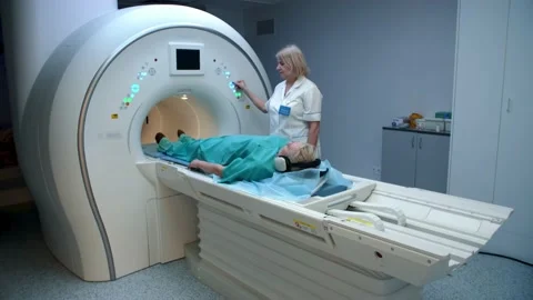 Patient during mri scan Stock Footage 153131982