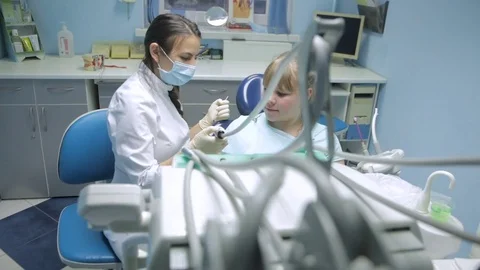 Patient at a reception at the dentist Stock Footage 71891836