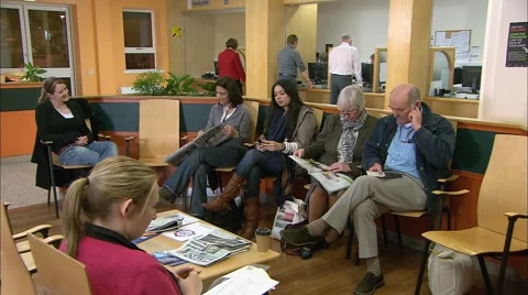 Patients waiting in waiting room Video stock 4827988