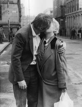 Patrick Brazil 35-year-old Ferryman With His Wife After Being Cleared Of Conspir Fotos de archivo