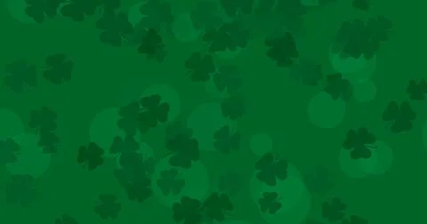 Patrick Day background with falling shamrock leaf pattern. For festive pub pa Illustrazione stock