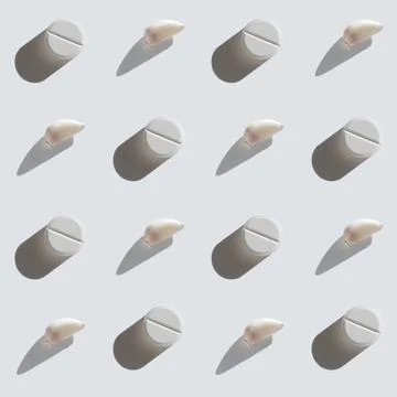 Pattern made of garlic cloves and pills Stock Photos