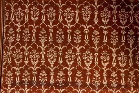  Pattern paintings in the mosque located West of the mausoleum in the Taj ... Stock Photos