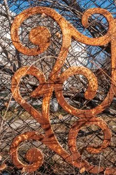The pattern rusty and old on the mesh fence Foto stock