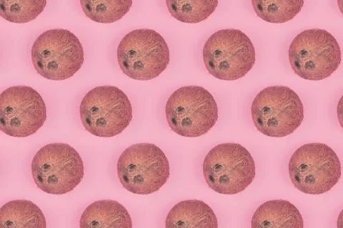 Pattern seamless coconut on a pink background isolate, copyspace, layout Foto stock
