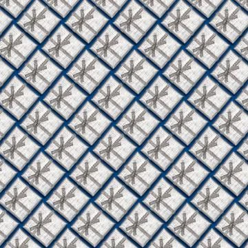 A pattern of silver gift boxes on a blue background. Foto stock