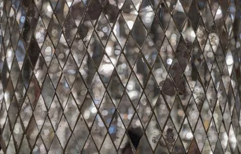 The pattern of Square mirrored tiles with shiny lighting reflected in them... Foto stock