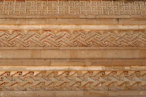 Patterns and shapes on one of the outer walls of The Palace/Grand Hall of Col Foto stock