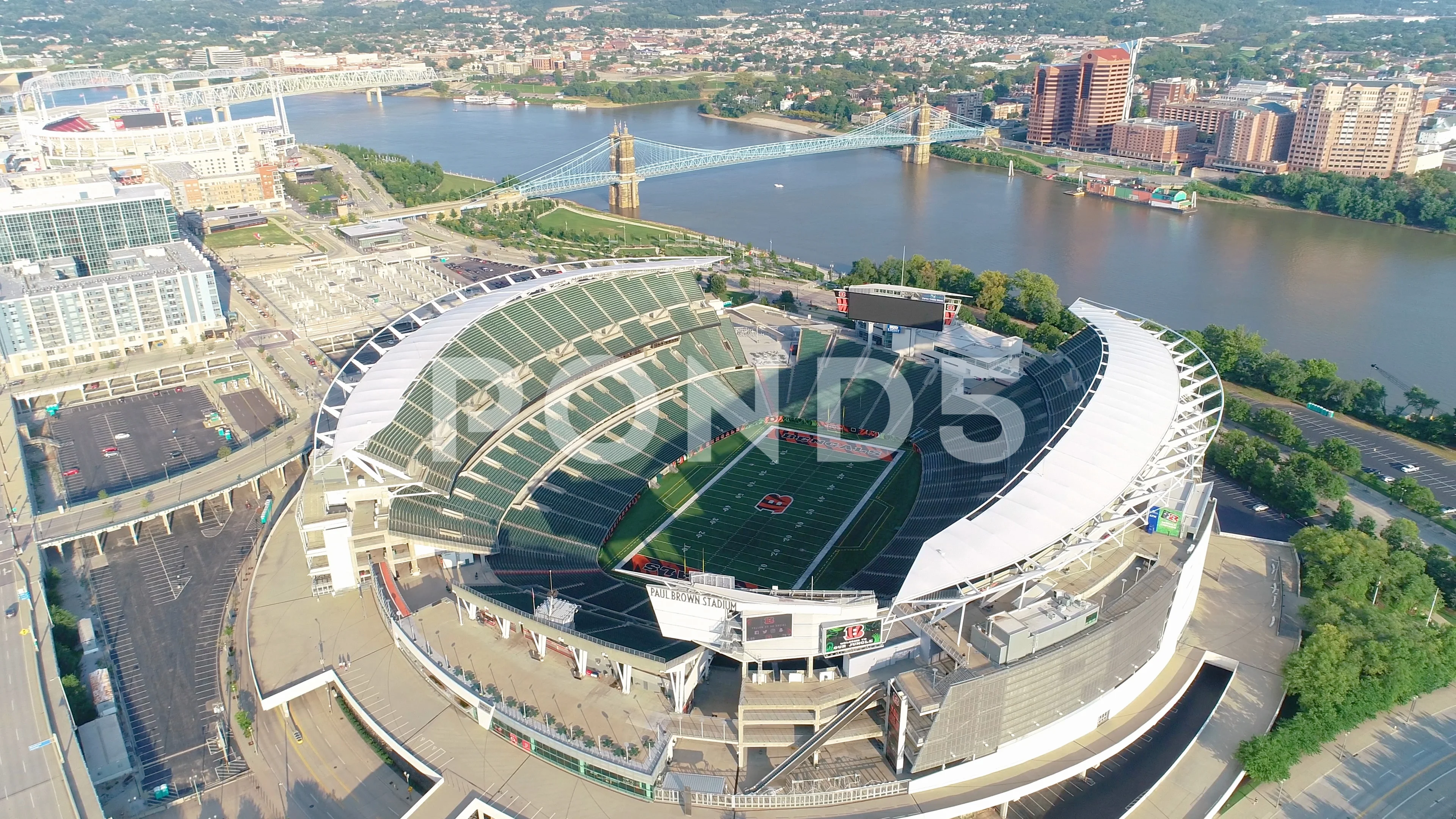 Paul Brown Stadium View Photos and Premium High Res Pictures