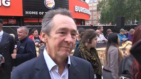 Paul Whitehouse is interviewed at 'King of Thieves' premiere in London - 2018 Video stock 101205645