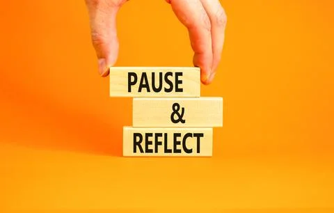 Pause and reflect symbol. Concept words Pause and reflect on beautiful bloc.. Stock Photos