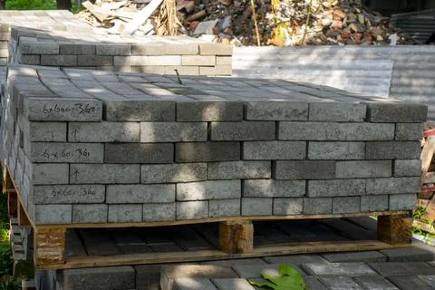 Paving blocks on a garden Foto stock