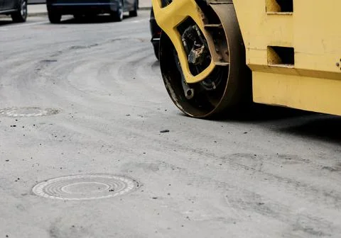Paving roller machine during road work. Foto stock