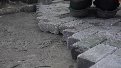 Paviour laying bricks Video stock 62197949