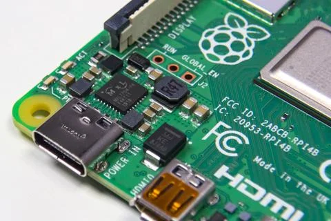 Pay mini computer with a processor and interface connectors. Min 스톡 사진