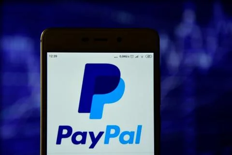 Paypal logo is seen on an android smartphone Foto stock
