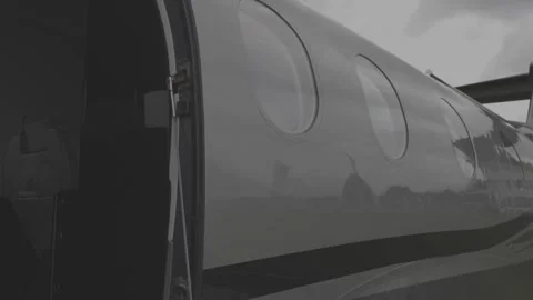 PC-12 Boarding — Door Opening / Stairs Video stock 321018420