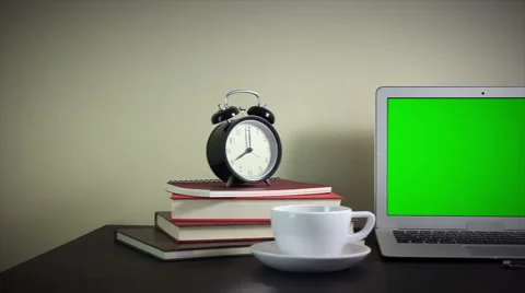 PC computer with coffee cub and notebook on table Vidéo 64912818