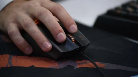 PC mouse 動画素材 76396838