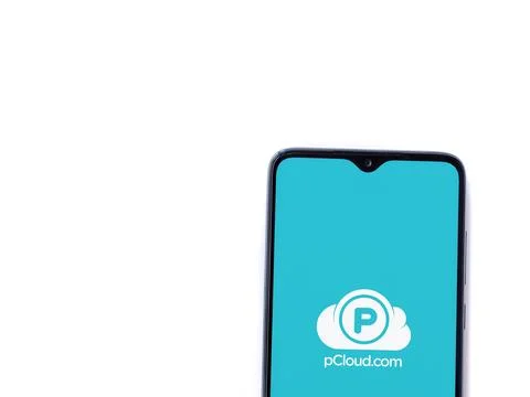 PCloud app launch screen on smartphone on white background Foto stock