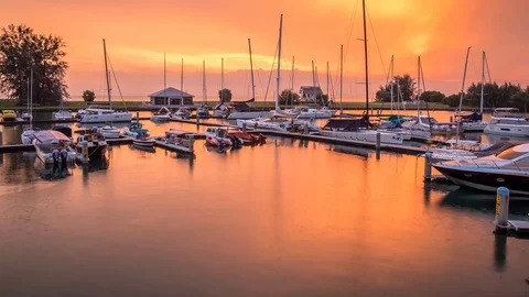 PD PANNING DOWN Stock Footage 85967685