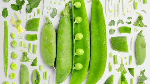 Pea and Pod Slice and Leaf Collection Video stock 201477613