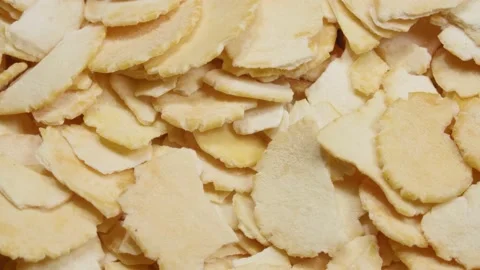 Pea flakes close-up. Fast-cooked pea porridge. Видео 141105907