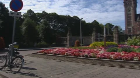 Peace Palace in the Hague - pan lr Stock Footage
