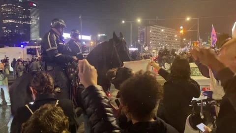 Peace talks only way to end Israel-Hamas conflict: retired IDF soldier Stock Footage 276485372