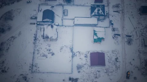 Peaceful small town under fresh snow early morning in Winter Vídeos de archivo 142061002