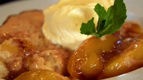 Peach Cobbler Vídeo Stock 316544350