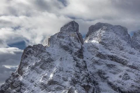 The peaks of the Dolomites in the clouds Foto stock