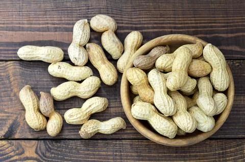 Peanuts in the bowl Stock-Fotos