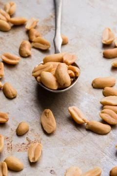 Peanuts on a spoon Foto stock